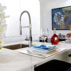 Alternative view of Onyx Carrara C2103 | Casla Quartz